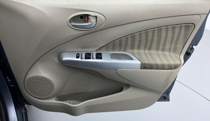 2015 Toyota Etios V, Petrol, Manual, 55,017 km, Driver Side Door Panels Control