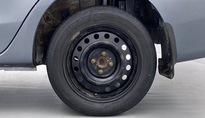 2015 Toyota Etios V, Petrol, Manual, 55,017 km, Left Rear Wheel