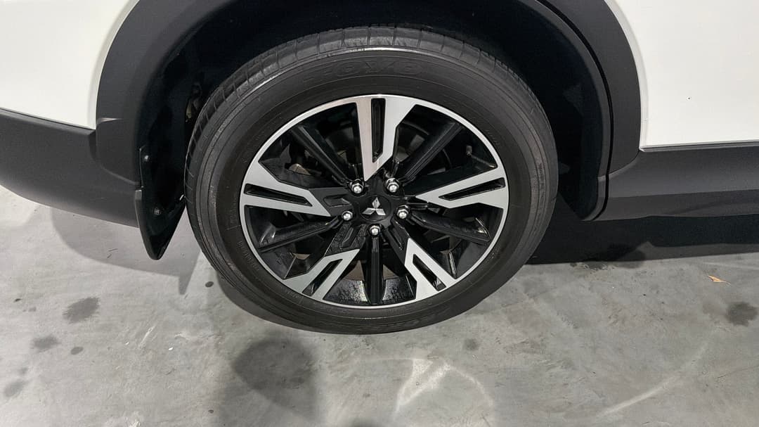 2023 Mitsubishi Eclipse Cross Ls (2WD), Automatic, 51298 km, Right Rear Wheel