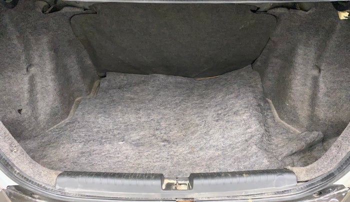 2015 Honda Amaze 1.2L I-VTEC S, Petrol, Manual, 34,026 km, Boot Inside