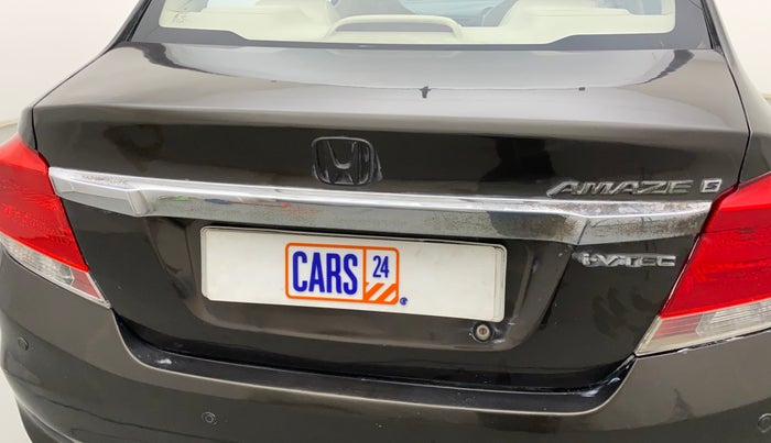 2015 Honda Amaze 1.2L I-VTEC S, Petrol, Manual, 34,026 km, Dicky (Boot door) - Minor scratches
