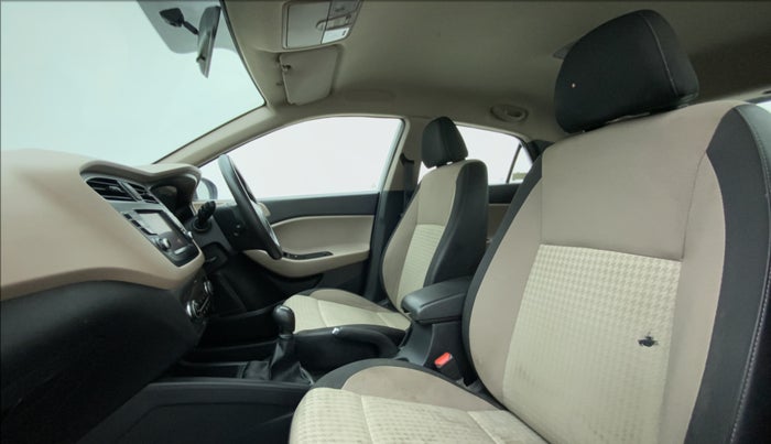 2018 Hyundai Elite i20 ASTA 1.2, Petrol, Manual, 56,417 km, Right Side Front Door Cabin
