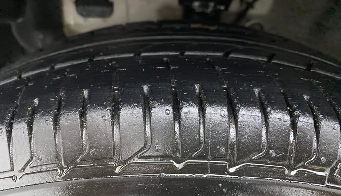 2018 Hyundai Elite i20 ASTA 1.2, Petrol, Manual, 56,417 km, Left Front Tyre Tread