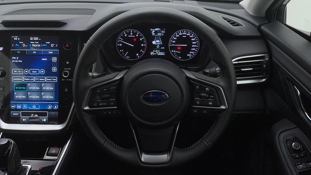 2024 Subaru Outback Awd, Automatic, 26085 km, Steering Wheel Close-up