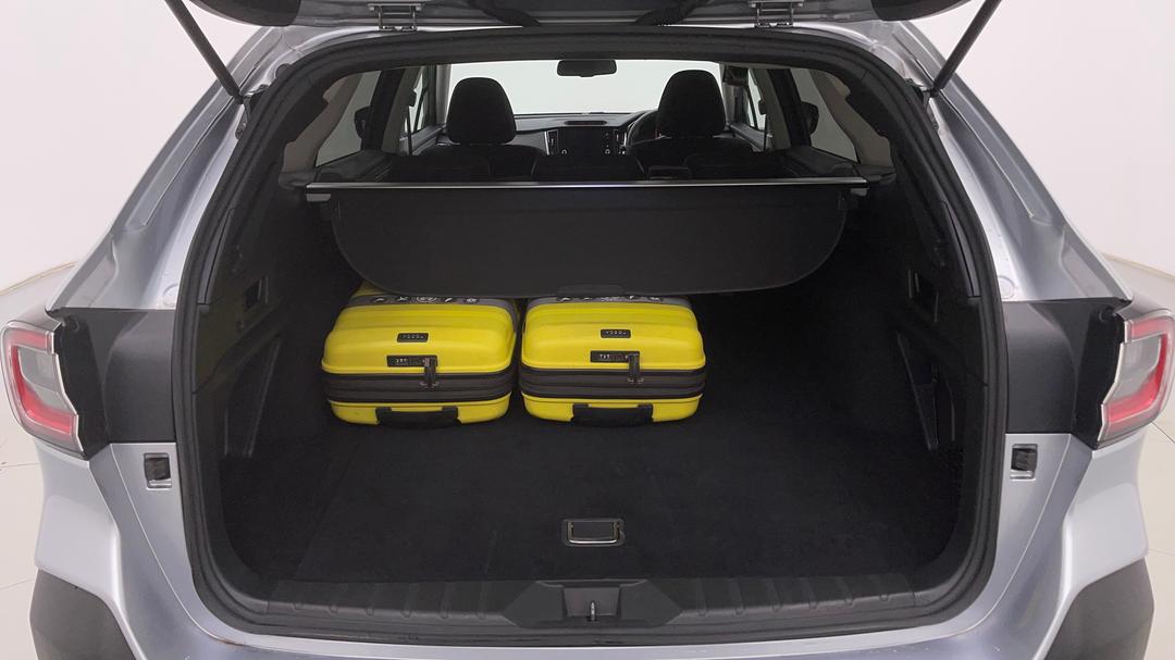 2024 Subaru Outback Awd, Automatic, 26085 km, Boot Inside View with Luggage