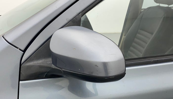 2017 Toyota Etios Liva GD, Diesel, Manual, 62,417 km, Left rear-view mirror - Cover has minor damage