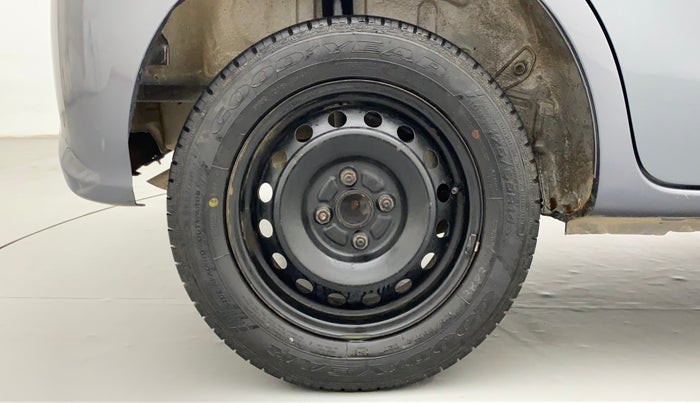2017 Toyota Etios Liva GD, Diesel, Manual, 62,417 km, Right Rear Wheel