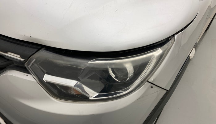 2019 Renault TRIBER RXZ, Petrol, Manual, 66,518 km, Left headlight - Faded