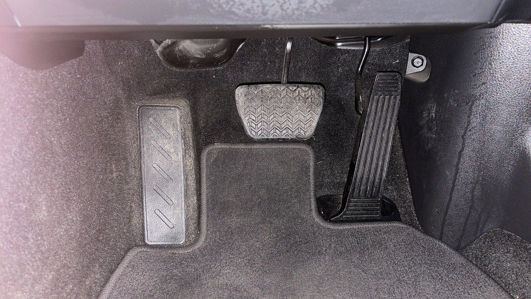 Pedals and Footmat