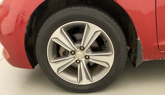 2017 Hyundai Verna 1.6 VTVT SX, Petrol, Manual, 58,233 km, Left Front Wheel