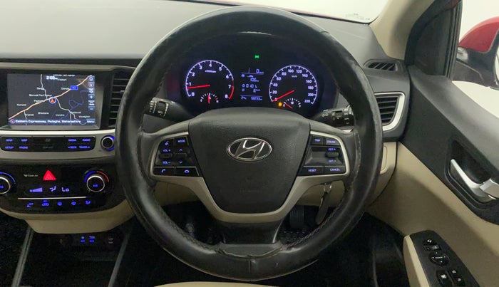 2017 Hyundai Verna 1.6 VTVT SX, Petrol, Manual, 58,233 km, Steering Wheel Close Up