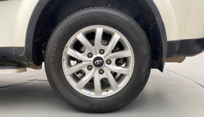 2019 Mahindra XUV500 W9, Diesel, Manual, 66,576 km, Left Rear Wheel