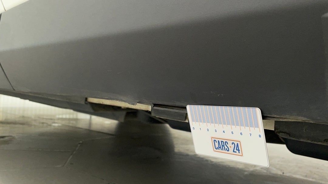 Doors Rear LHS Scratch