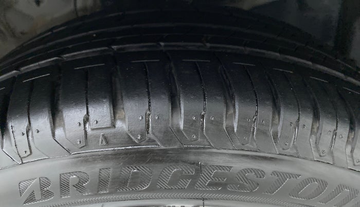 2020 Honda City ZX MT PETROL, Petrol, Manual, 31,999 km, Right Front Tyre Tread