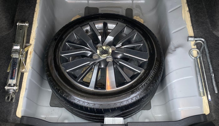 2020 Honda City ZX MT PETROL, Petrol, Manual, 31,999 km, Spare Tyre