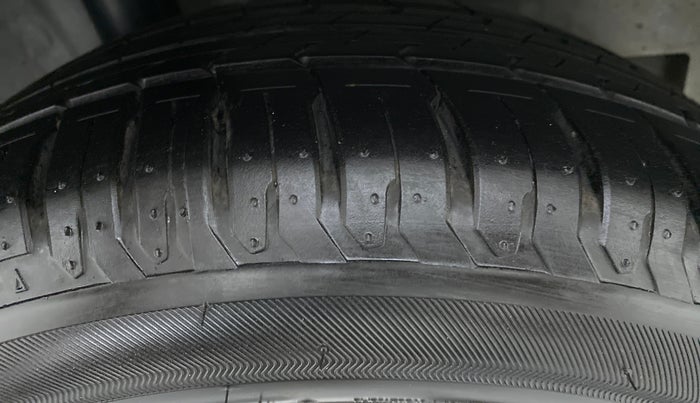 2020 Honda City ZX MT PETROL, Petrol, Manual, 31,999 km, Right Rear Tyre Tread