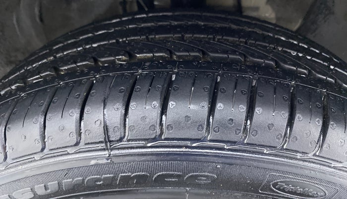 2015 Hyundai Elite i20 ASTA 1.2 (O), Petrol, Manual, 79,975 km, Right Front Tyre Tread