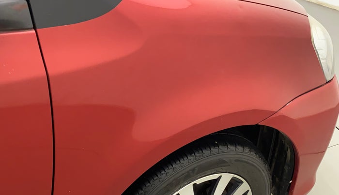 2017 Toyota Etios Liva VX DUAL TONE, Petrol, Manual, 49,156 km, Right fender - Slightly dented