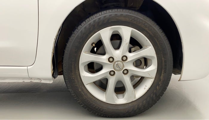 2014 Nissan Micra XV CVT, Petrol, Automatic, 52,052 km, Right Front Wheel