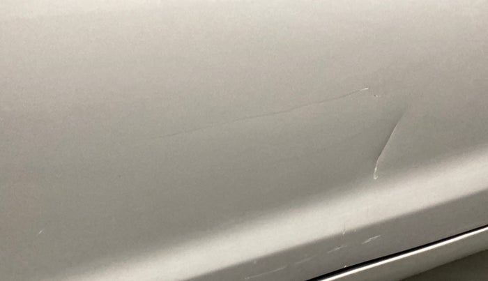 2014 Hyundai i20 MAGNA O 1.2, Petrol, Manual, 84,953 km, Front passenger door - Minor scratches