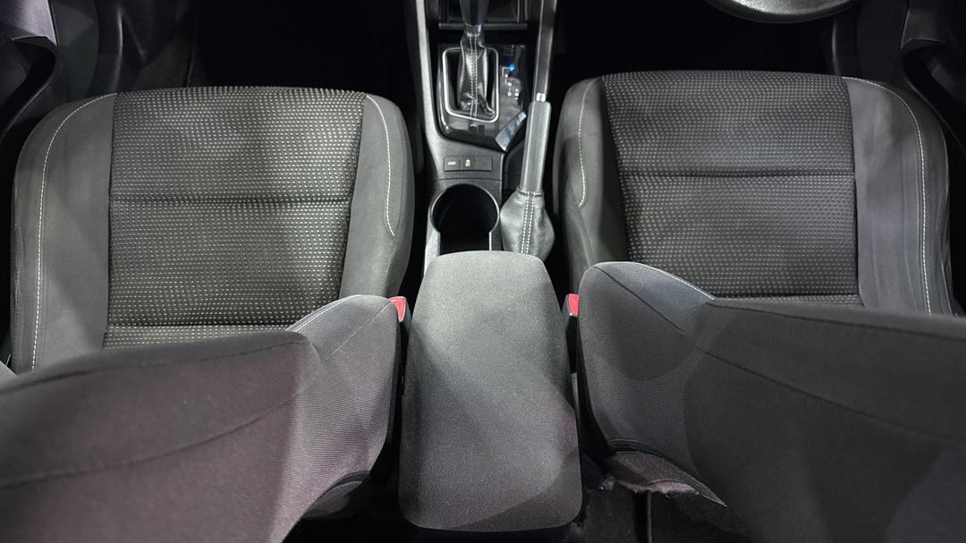 2016 Toyota Corolla Ascent Sport, Automatic, 109910 km, Center Console