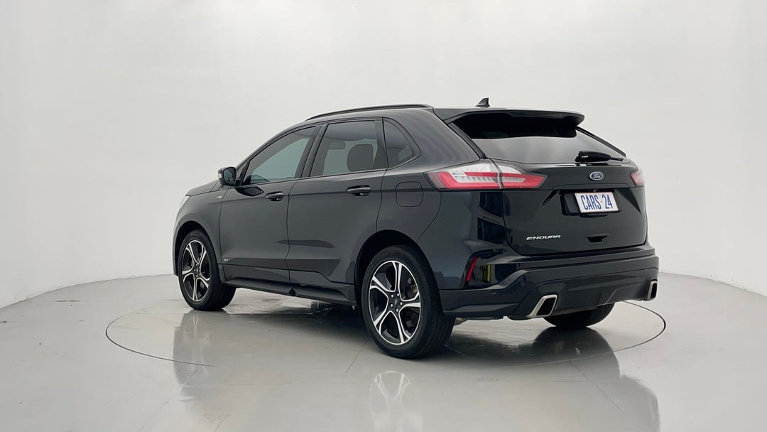 Left Back Diagonal (45- Degree) View