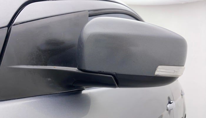 2015 Maruti Ciaz ZDI+, Diesel, Manual, 1,02,940 km, Left rear-view mirror - Mirror motor not working