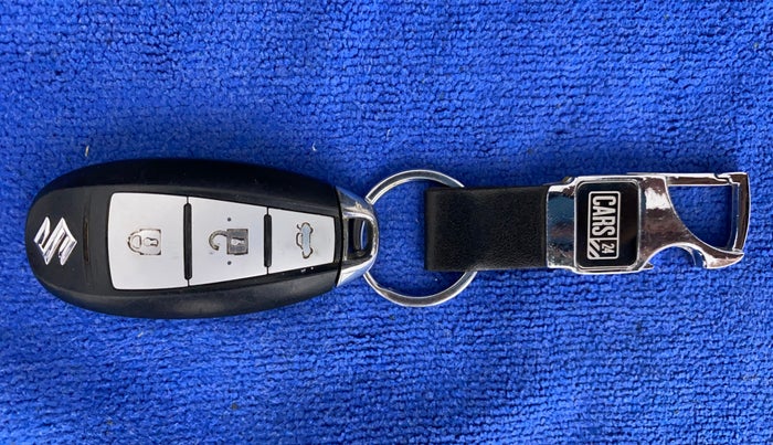2015 Maruti Ciaz ZDI+, Diesel, Manual, 1,02,940 km, Key Close Up