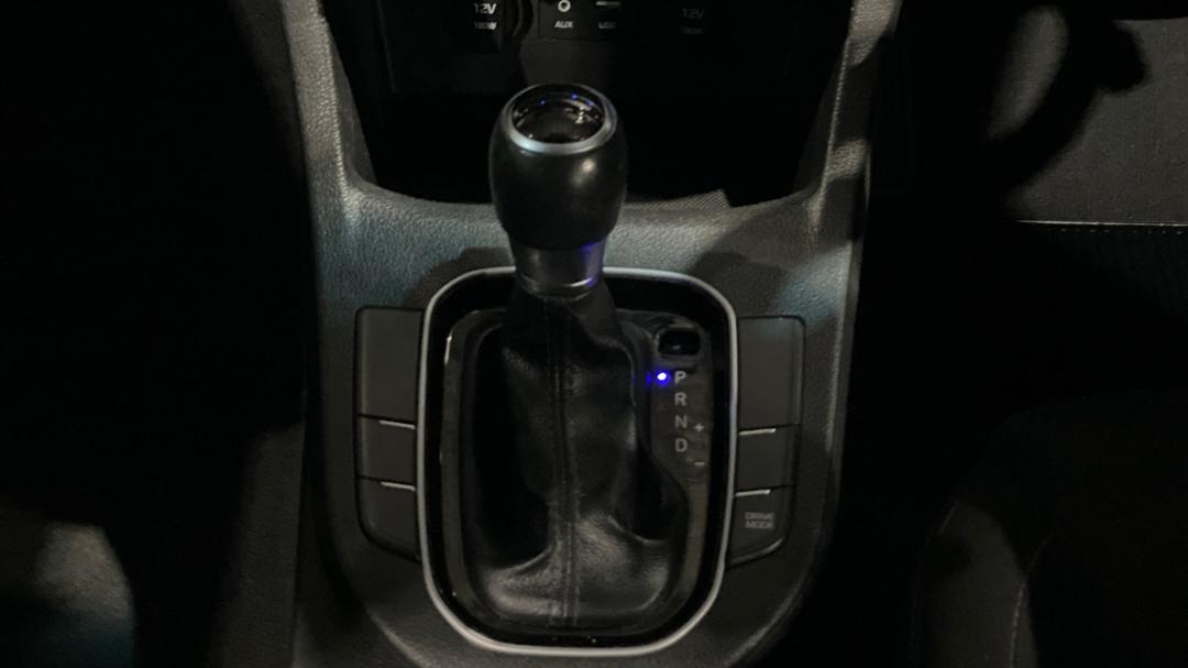 2019 Hyundai i30 Active, Automatic, 147892 km, Gear Lever 