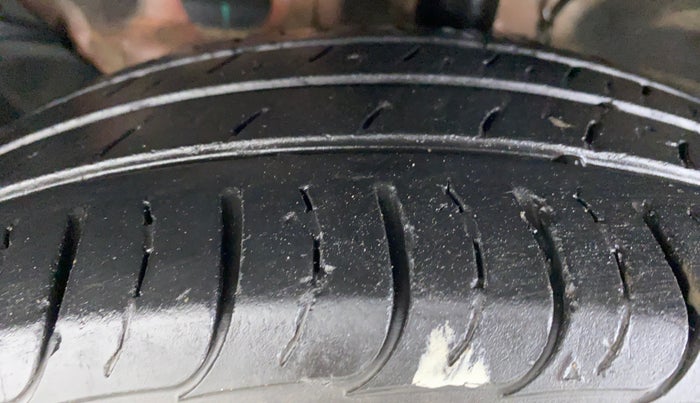 2019 KIA SELTOS HTK PLUS 1.5 DIESEL, Diesel, Manual, 25,067 km, Left Front Tyre Tread