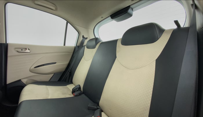 2019 Hyundai NEW SANTRO SPORTZ 1.1, Petrol, Manual, Right Side Rear Door Cabin
