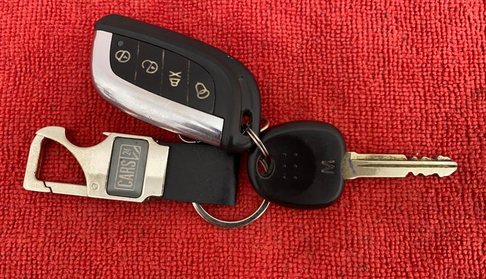 2018 Hyundai Eon ERA PLUS, Petrol, Manual, 53,116 km, Key Close Up