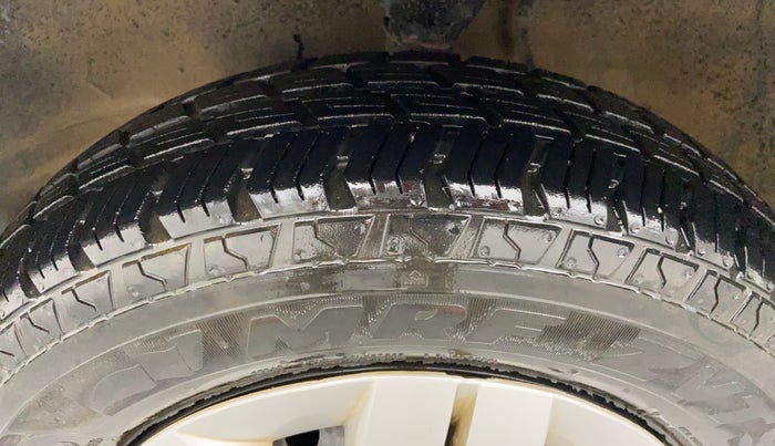 2017 Maruti Alto 800 VXI, Petrol, Manual, 38,649 km, Left Front Tyre Tread