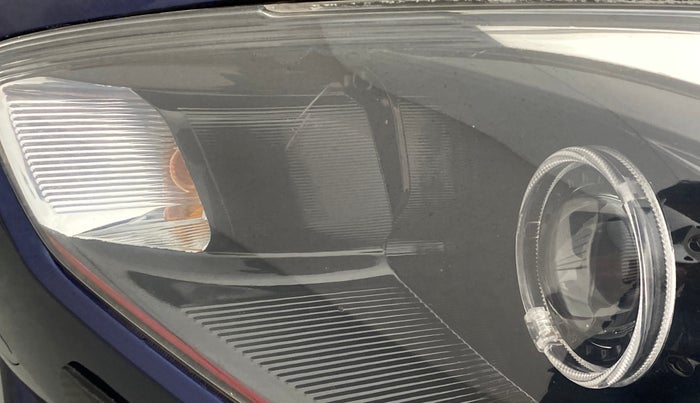 2019 Maruti Swift VXI AMT, Petrol, Automatic, 54,722 km, Left headlight - Minor scratches
