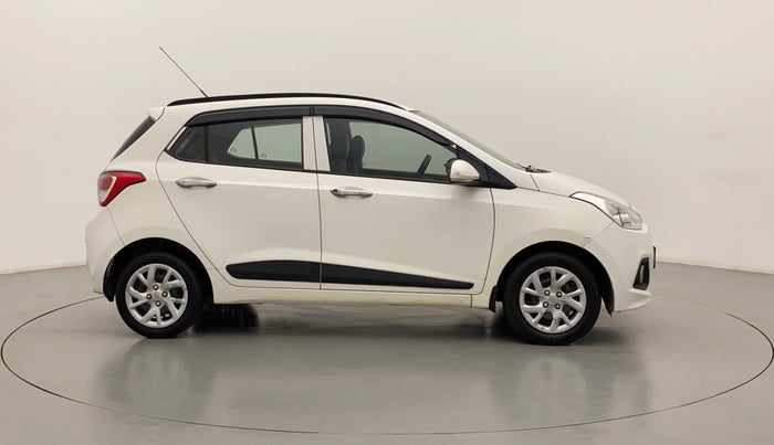 2016 Hyundai Grand i10 SPORTZ 1.1 CRDI, Diesel, Manual, 79,365 km, Right Side View
