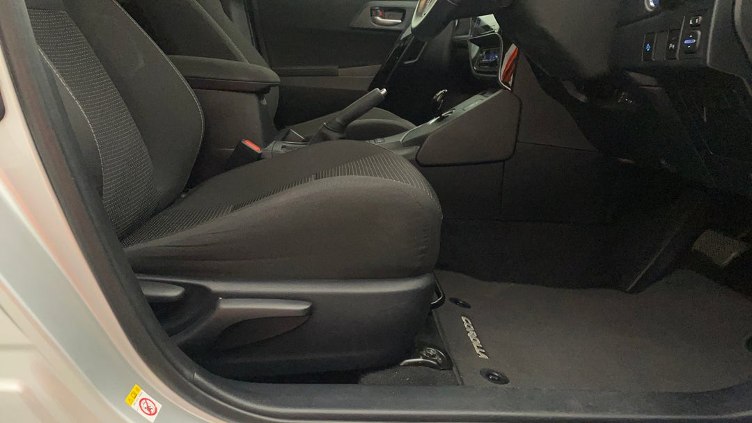 2018 Toyota Corolla Hybrid, Automatic, 56316 km, Drivers Side Adjustment Panel