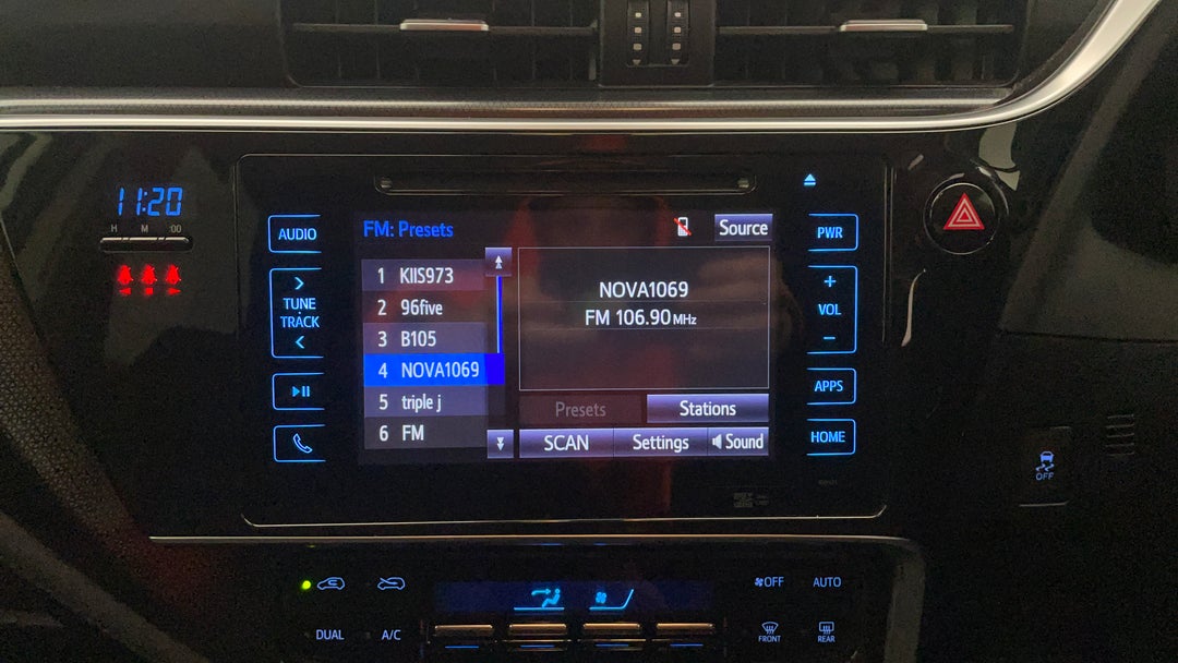 2018 Toyota Corolla Hybrid, Automatic, 56316 km, Infotainment System