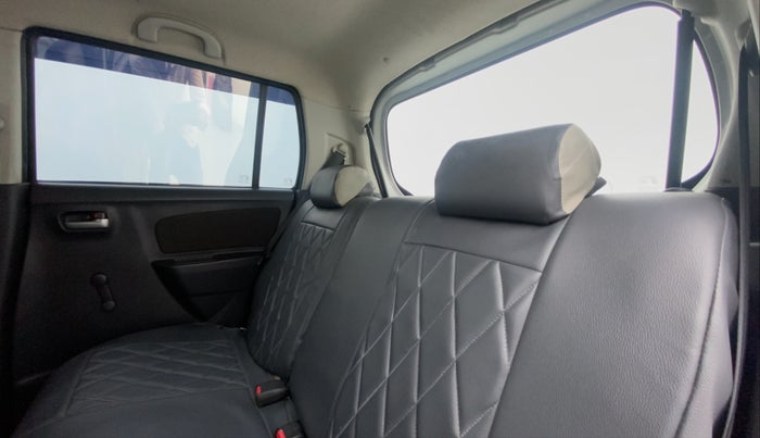 2012 Maruti Wagon R 1.0 LXI, Petrol, Manual, 65,761 km, Right Side Rear Door Cabin