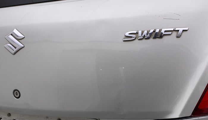 2017 Maruti Swift LXI (O), Petrol, Manual, 43,232 km, Dicky (Boot door) - Slightly dented