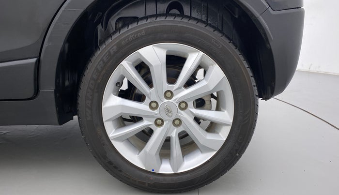 2021 Mahindra XUV300 W8 PETROL MT, Petrol, Manual, 10,938 km, Left Rear Wheel