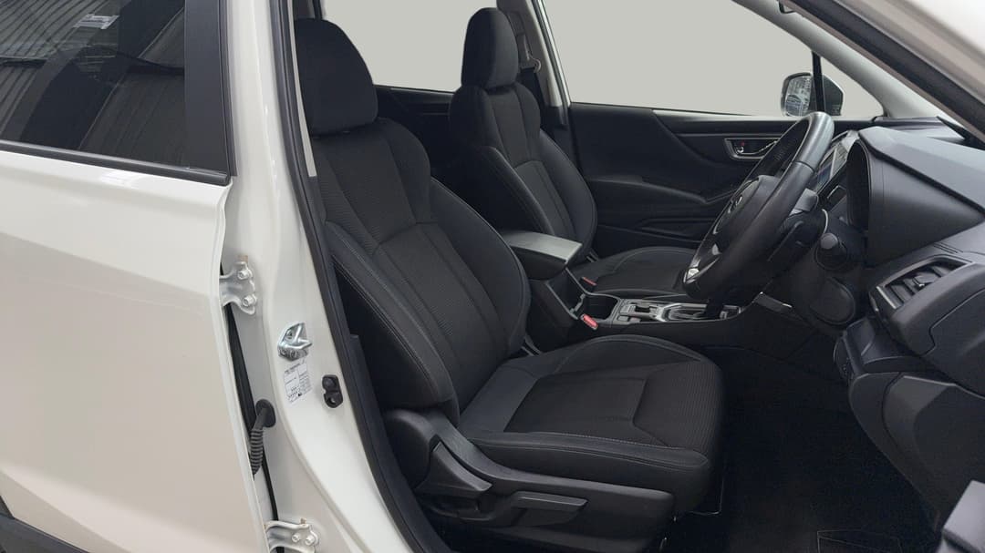 2024 Subaru Forester 2.5i (AWD), Automatic, 56451 km, Right Side Front Door Cabin View