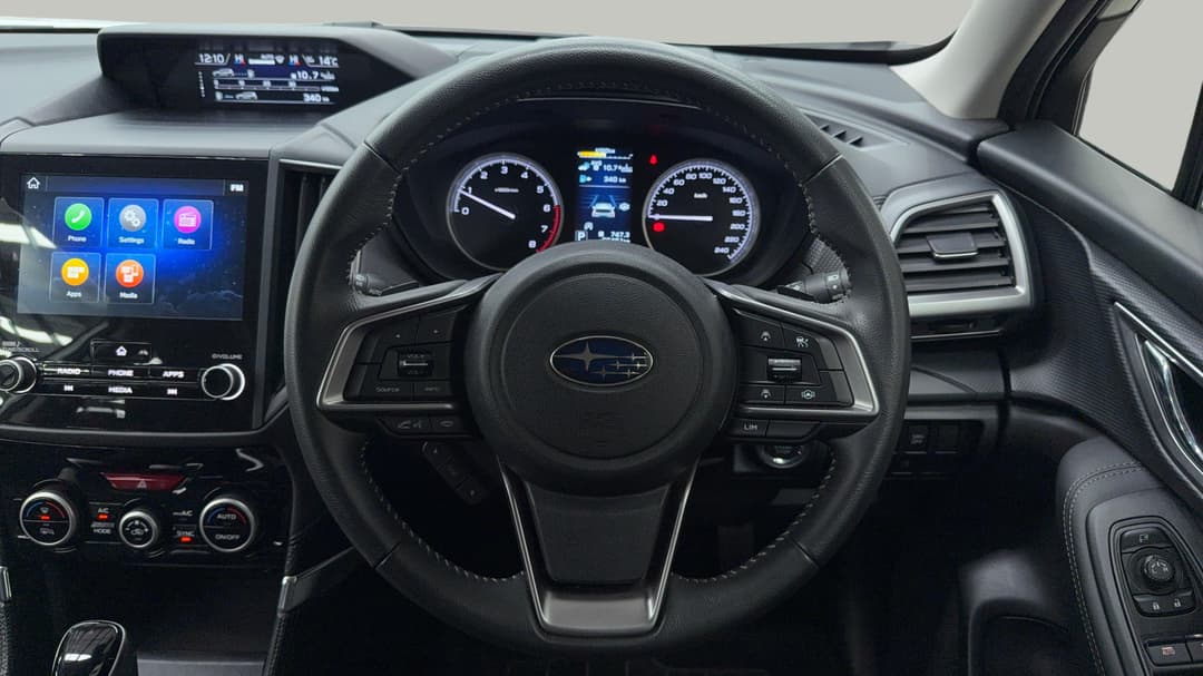 2024 Subaru Forester 2.5i (AWD), Automatic, 56451 km, Steering Wheel Close-up