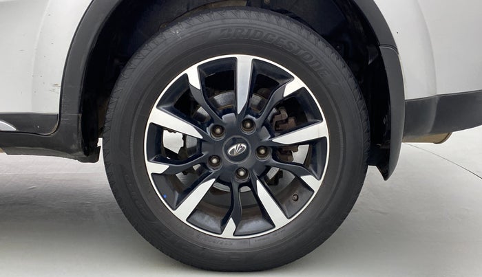 2018 Mahindra XUV500 W11 (O) AT, Diesel, Automatic, 44,043 km, Left Rear Wheel