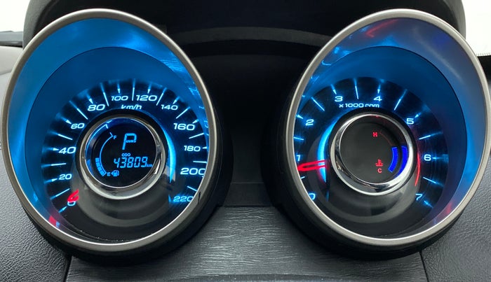 2018 Mahindra XUV500 W11 (O) AT, Diesel, Automatic, 44,043 km, Odometer Image