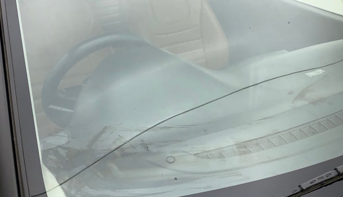 2015 Maruti Baleno DELTA PETROL 1.2, Petrol, Manual, 88,342 km, Front windshield - Minor spot on windshield