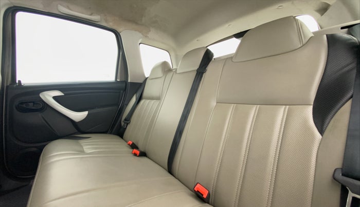 2014 Nissan Terrano XE 85 PS DEISEL, Diesel, Manual, 98,648 km, Right Side Rear Door Cabin