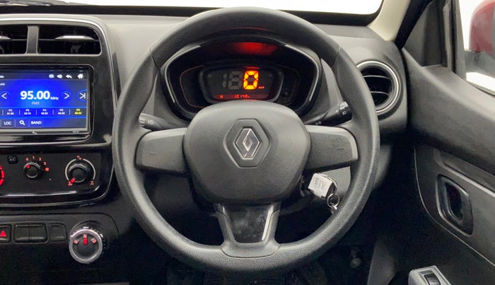 2018 Renault Kwid 1.0 RXL AT, Petrol, Automatic, 10,564 km, Steering Wheel Close Up