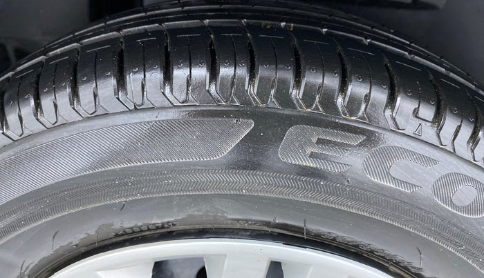 2019 Maruti Dzire VXI, Petrol, Manual, 1,857 km, Right Rear Tyre Tread