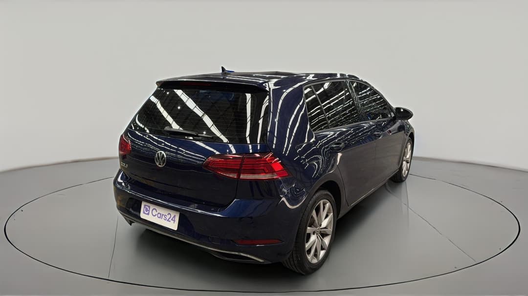 2018 Volkswagen Golf 110 Tsi Comfortline, Automatic, 149623 km, Right Back Diagonal (45- Degree) View