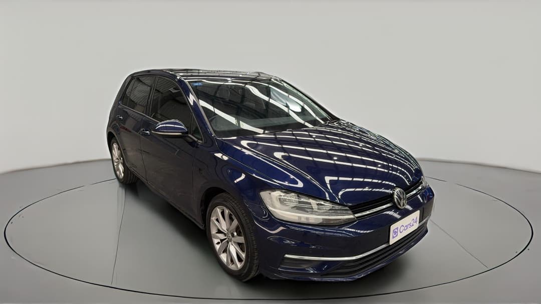 2018 Volkswagen Golf 110 Tsi Comfortline, Automatic, 149623 km, Right Front Diagonal (45- Degree) View
